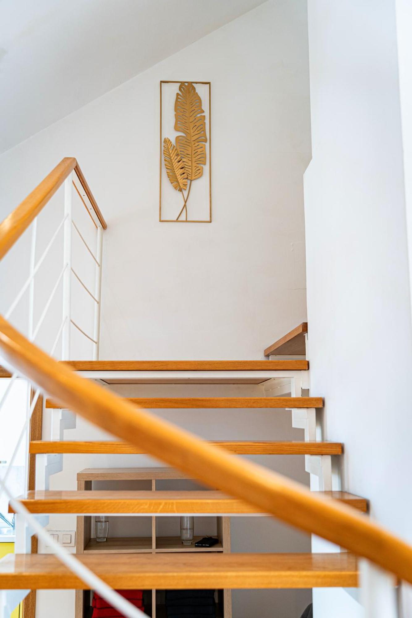 Golden River Apartment Прага Экстерьер фото